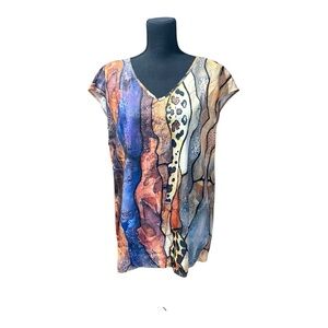 Emery Rose Vibrant Abstract V-Neck Women's Blouse